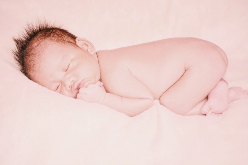 baby-slapend-haar baby slapend haar